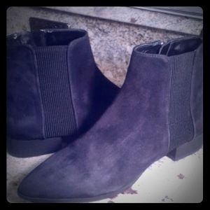 Dkny Deep Navy Suede Chelsea Booties
